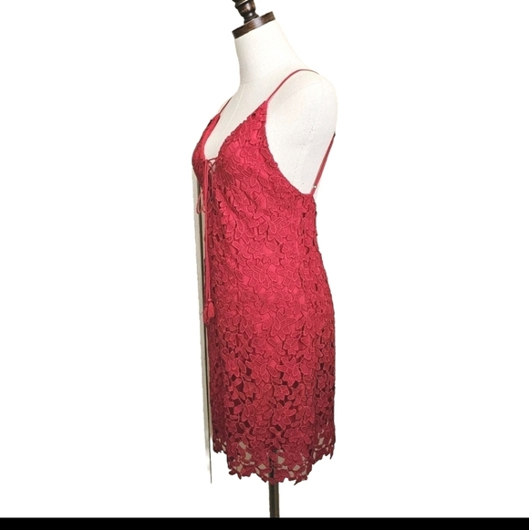 TJD The Jetset Small Red Lace Sexy Bodycon Open Back Party Prom Evening Dress - Picture 4 of 15